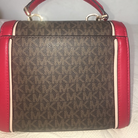 MICHAEL KORS MINI HANDBAG - Picture 3 of 6